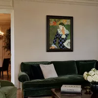 Harlequin leaning — Paris Apartment